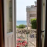 Maison Sablaise Face A La Grande Parking *
