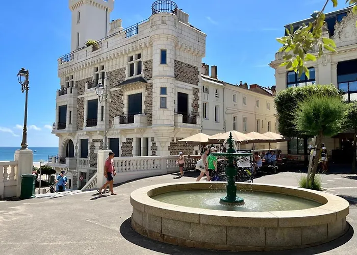 Maison Sablaise Face A La Grande Parking Semesterbostad *