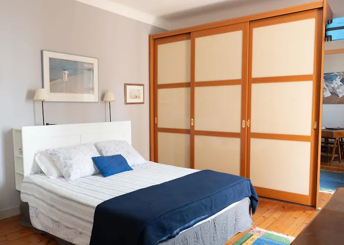 Maison Sablaise Face A La Grande Parking