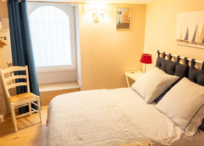 Semesterbostad Maison Sablaise Face A La Grande Parking Les Sables-dʼOlonne