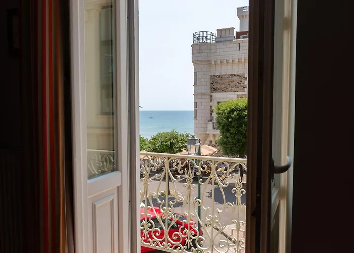 Maison Sablaise Face A La Grande Parking Semesterbostad *